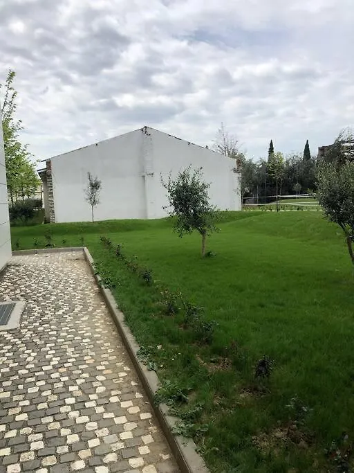 Urban Oasis Διαμέρισμα Τίρανα 0*,  Αλβανία